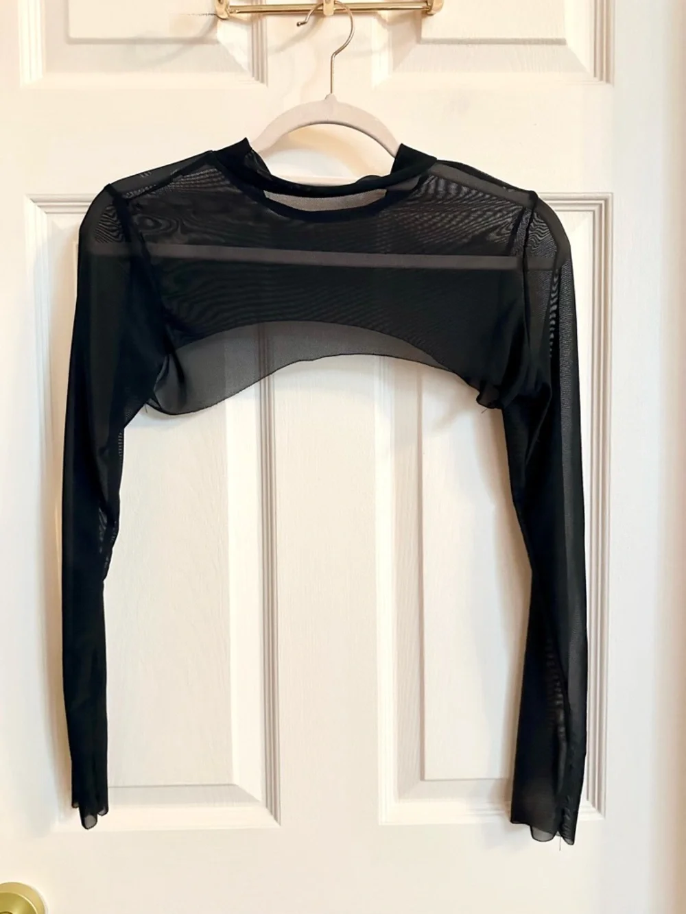 Black mesh neck and arm top - Picture 3 of 3